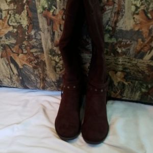 Knee high women's boots